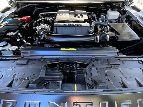 Used 2023 Nissan Frontier PRO-4X w/ Pro-4X Premium Package image 27