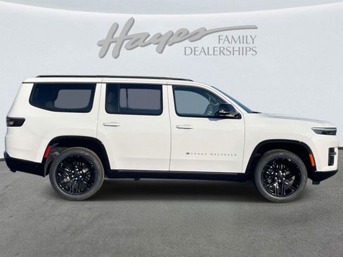 New 2026 Jeep Grand Wagoneer Limited image 3