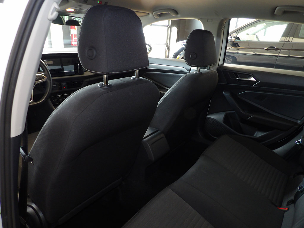 Used 2025 Volkswagen Jetta S FWD image 21