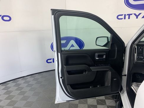 Used 2018 Chevrolet Silverado 1500 LT w/ Texas Edition image 14