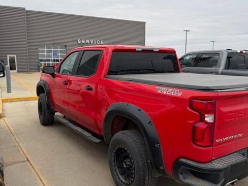 Used 2020 Chevrolet Silverado 1500 LT Trail Boss w/ Convenience Package image 5