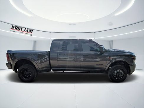 New 2026 RAM 3500 Limited image 2