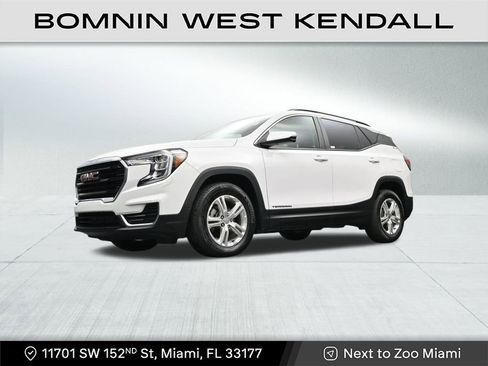 Used 2023 GMC Terrain SLE w/ Driver Convenience Package image 21