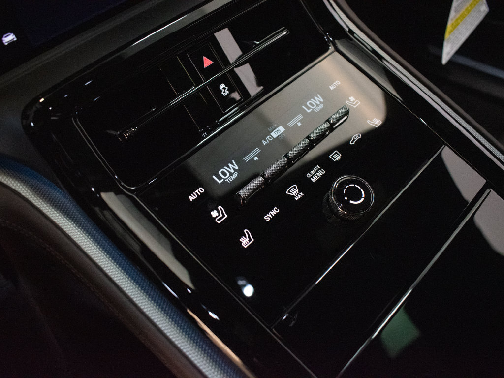 New 2026 Porsche Panamera image 31