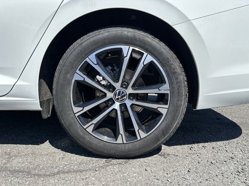 New 2025 Volkswagen Jetta Sport image 31