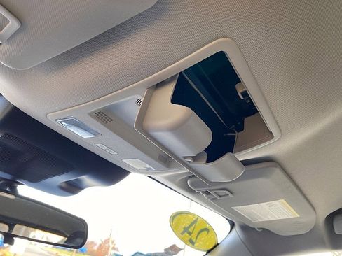 Certified 2024 Ford Maverick Lariat w/ Black Appearance Package image 68