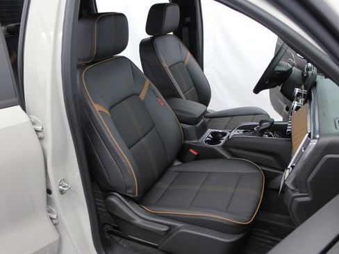New 2026 GMC Canyon AT4 w/ Technology Plus Package AWD/4WD image 21