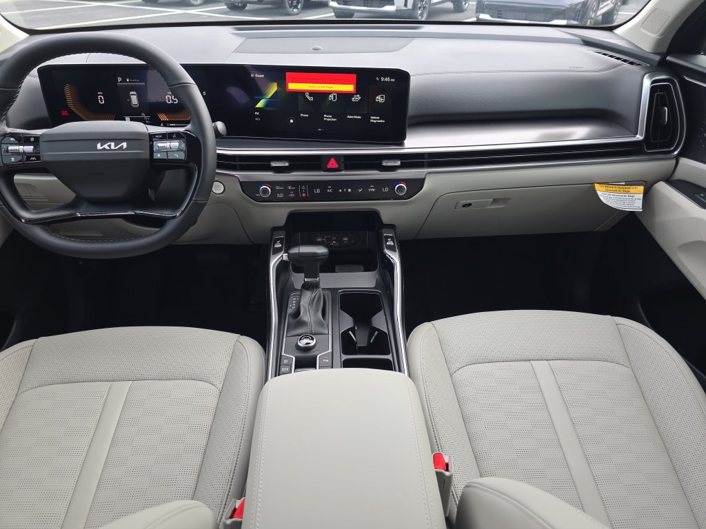 New 2026 Kia Sorento S FWD image 12