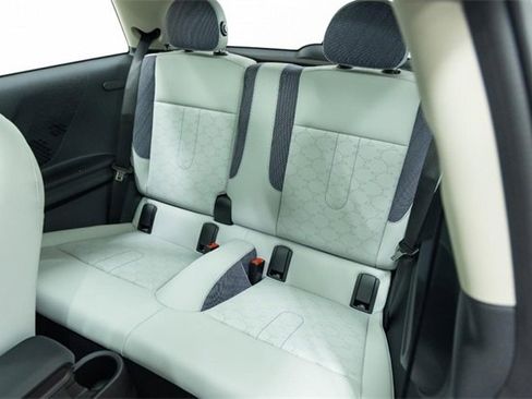 Certified 2025 MINI Cooper S image 23