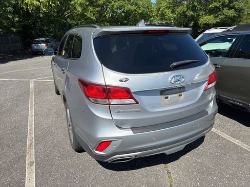 Used 2017 Hyundai Santa Fe FWD image 7