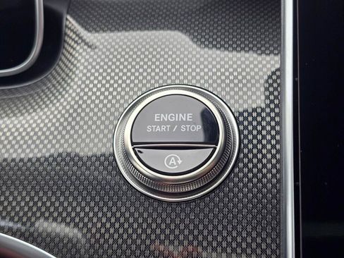 New 2026 Mercedes-Benz C 300 4MATIC Sedan image 40