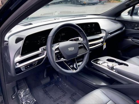 Used 2024 Cadillac Lyriq Sport w/ LPO, Floor Liner Package AWD/4WD image 14