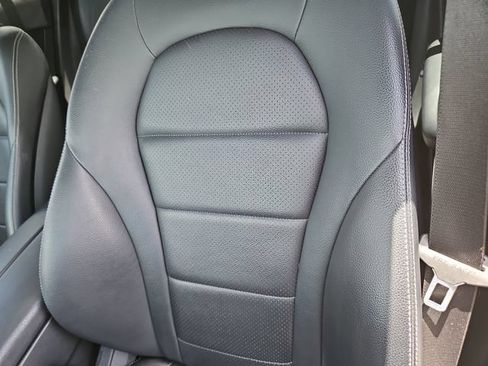 Used 2018 Mercedes-Benz GLC 300 image 14