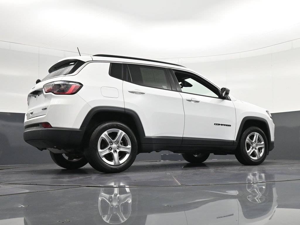 Used 2023 Jeep Compass Latitude AWD/4WD image 26