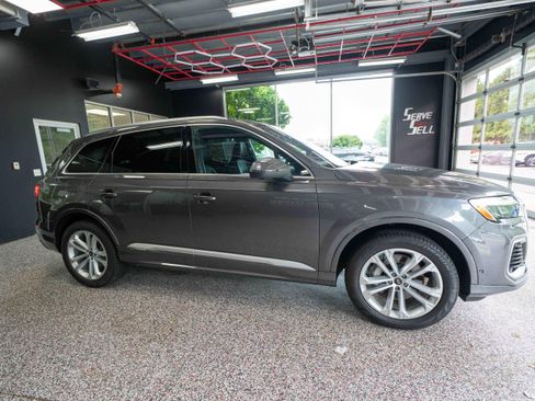 Used 2025 Audi Q7 2.0T Premium AWD/4WD image 5