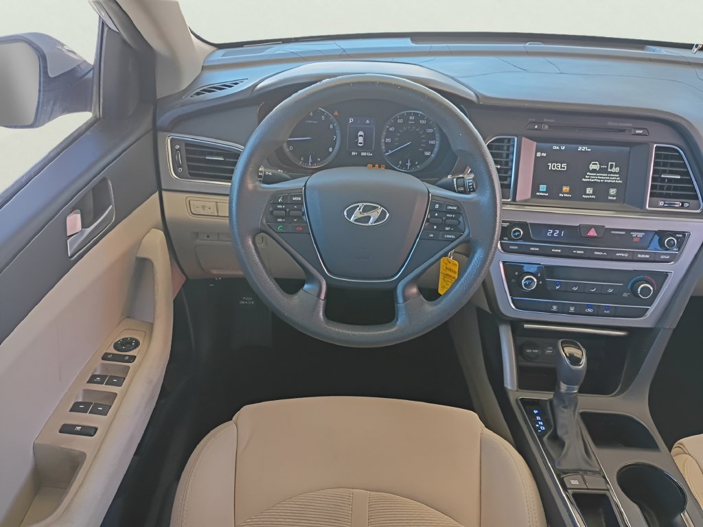Used 2016 Hyundai Sonata SE FWD image 17