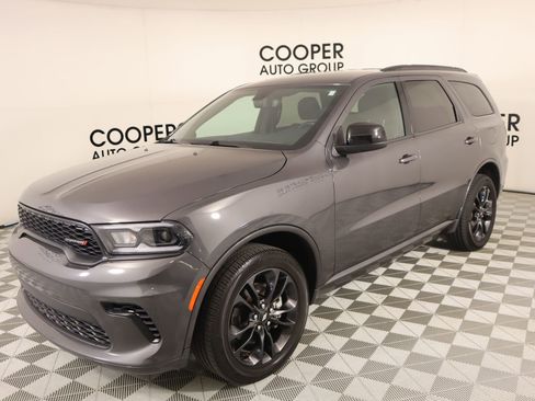 Used 2025 Dodge Durango GT w/ Blacktop Package image 11