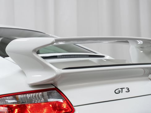 Used 2007 Porsche 911 GT3 RWD image 46