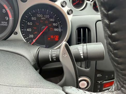 Used 2009 Nissan 370Z Touring w/ Sport Pkg RWD image 20