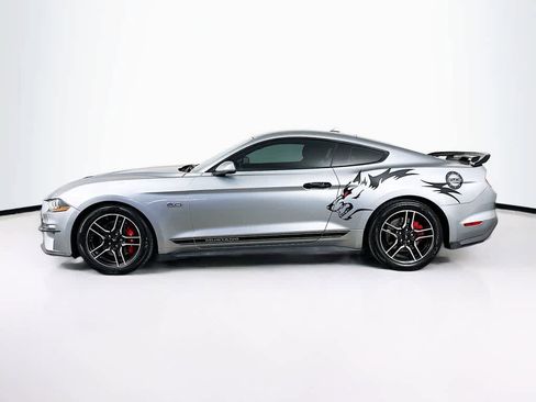 Used 2022 Ford Mustang GT image 3