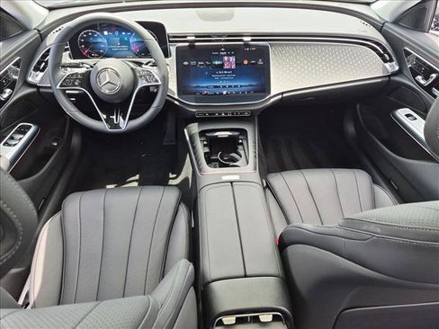 Used 2026 Mercedes-Benz E 350 Sedan image 19