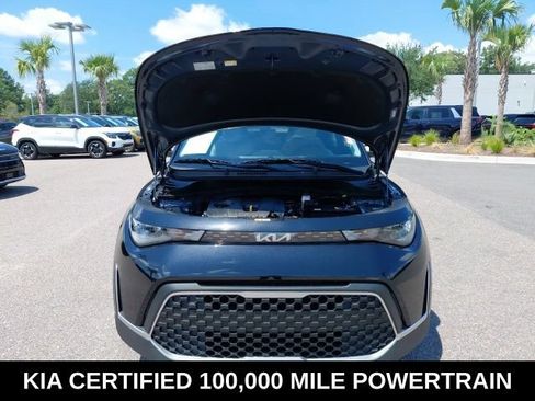 Certified 2025 Kia Soul LX w/ LX Technology Package FWD image 9