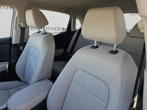 New 2026 Honda HR-V LX image 17