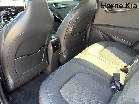 New 2026 Kia Niro Wind FWD image 18