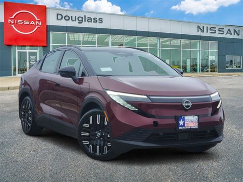 New 2026 Nissan Leaf Platinum+ image 1