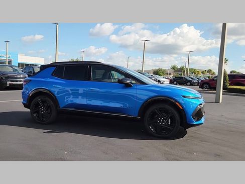 New 2026 Chevrolet Equinox EV RS image 24