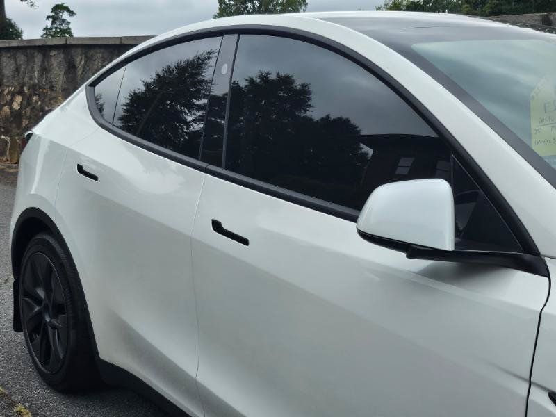 Used 2025 Tesla Model Y Long Range AWD/4WD image 22