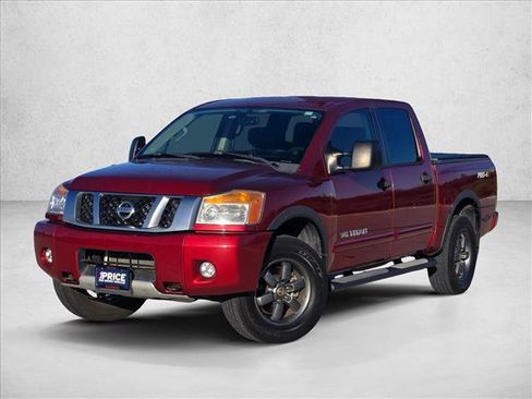 Used 2014 Nissan Titan PRO-4X AWD/4WD image 2