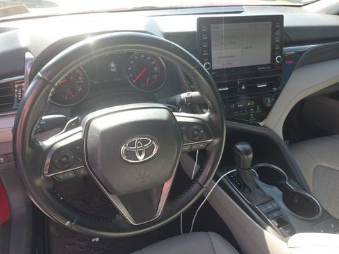 Used 2021 Toyota Camry XSE FWD image 18