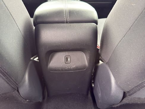 Certified 2024 Nissan Sentra SV image 29