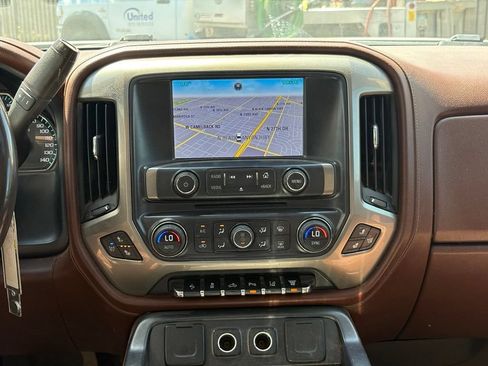 Used 2015 Chevrolet Silverado 3500 High Country w/ Duramax Plus Package AWD/4WD image 12