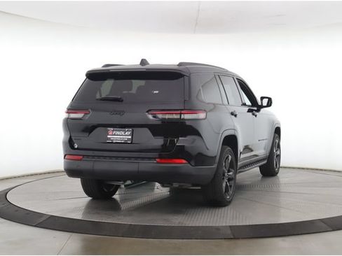 Used 2025 Jeep Grand Cherokee L Altitude AWD/4WD image 7