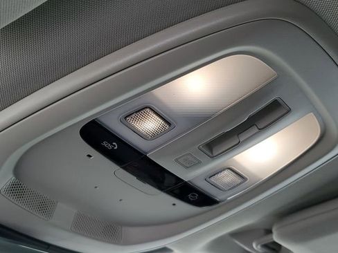 New 2026 Volvo XC90 B6 Plus w/ Protection Package Premier image 19