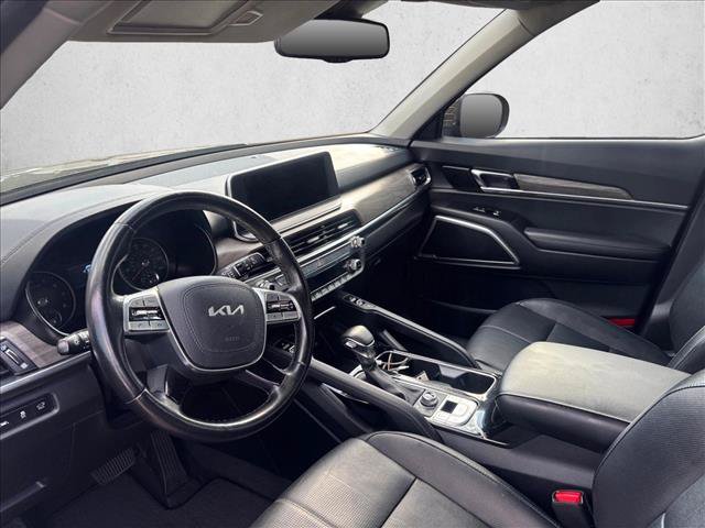 Used 2022 Kia Telluride EX w/ EX Premium Package AWD/4WD image 5