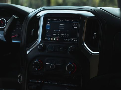 Used 2020 Chevrolet Silverado 1500 LT w/ All-Star Edition image 17