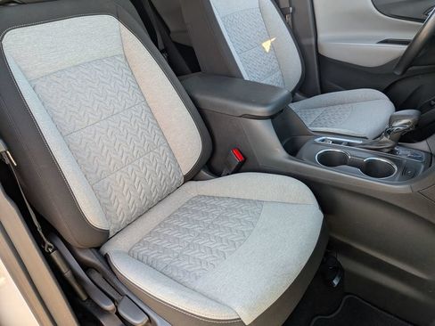 Used 2022 Chevrolet Equinox LT FWD image 28