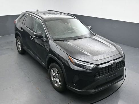 Used 2023 Toyota RAV4 XLE AWD/4WD image 20
