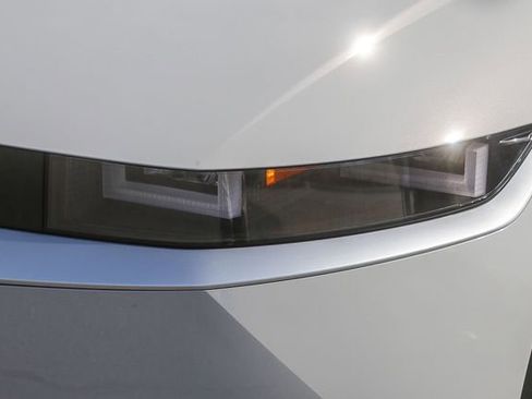 Certified 2024 Hyundai Ioniq 5 SEL image 8