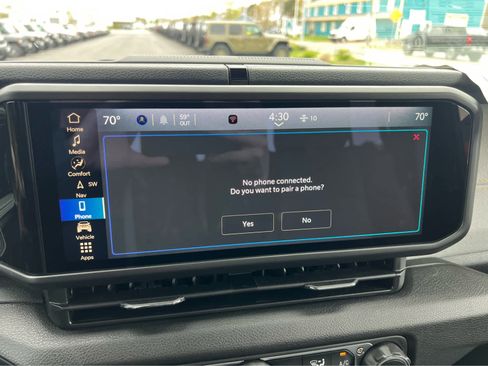 New 2025 Jeep Gladiator Sport image 20