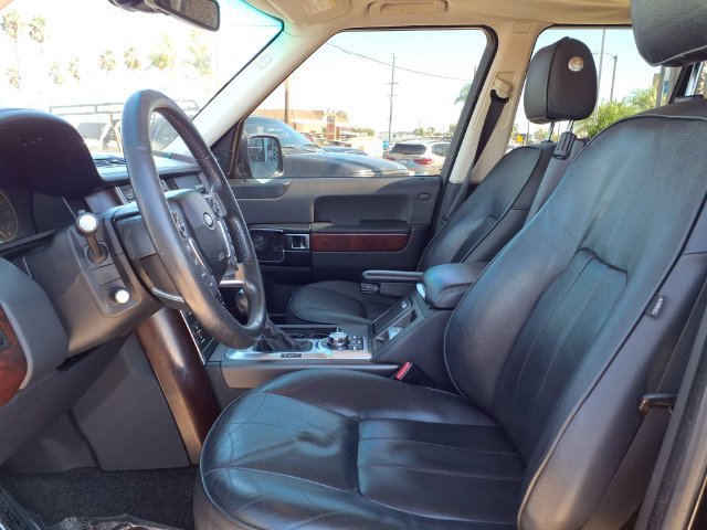 Used 2011 Land Rover Range Rover HSE AWD/4WD image 18