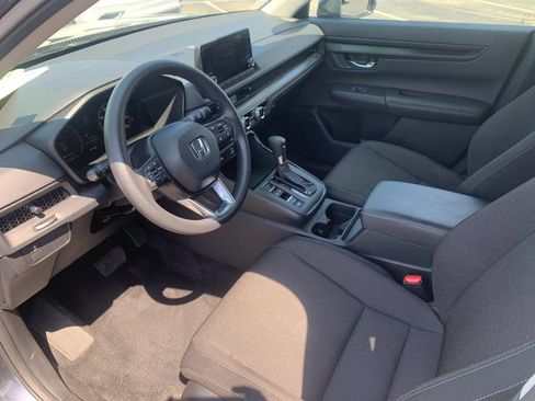 Used 2025 Honda CR-V LX image 11