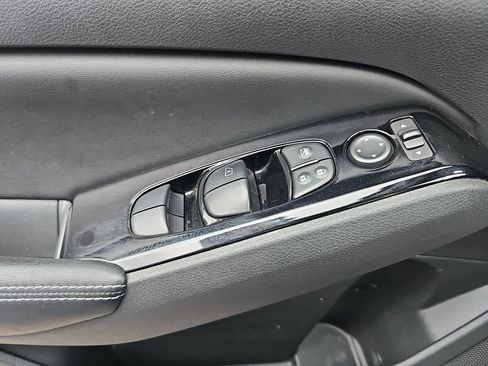 Used 2023 Nissan Altima 2.5 SV FWD image 26