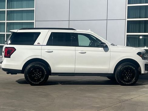 Used 2024 Ford Expedition Timberline image 3