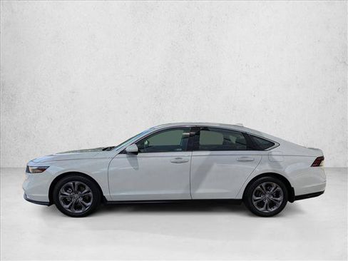 Certified 2023 Honda Accord EX image 8