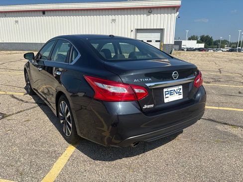 Used 2017 Nissan Altima 2.5 SL FWD image 6