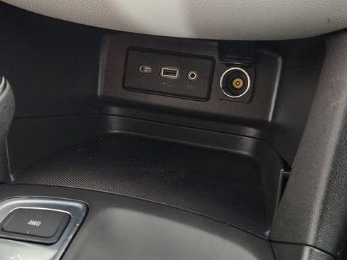 Used 2021 Chevrolet Equinox LS AWD/4WD image 28